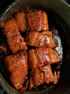 A picture of Honey glazed salmon.