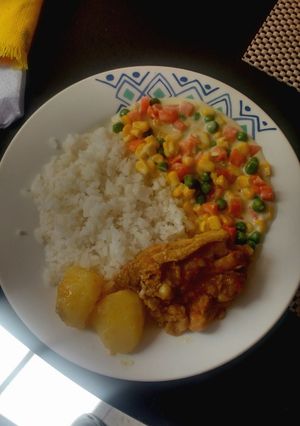 Una foto de Pollito sudado