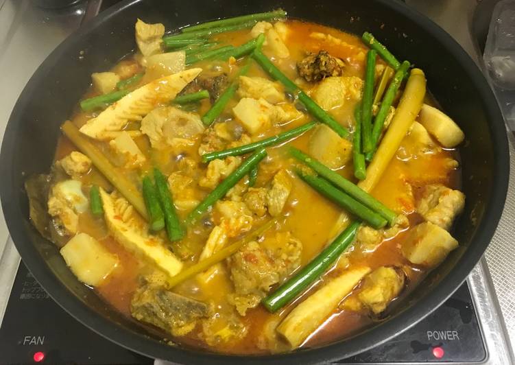 Proses meracik Arsik Babi Pork in yellow curry (Non-Halal), Menggugah Selera