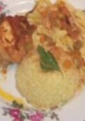 صورة لوصفة أرز مع الدجاج و الجزر و القرفة 😋