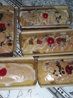 Una foto de Budín navideño ricos, sencillos y súper fáciles de hacer 😋👌