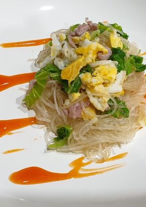 Hình của món Miến xào thịt bò.
