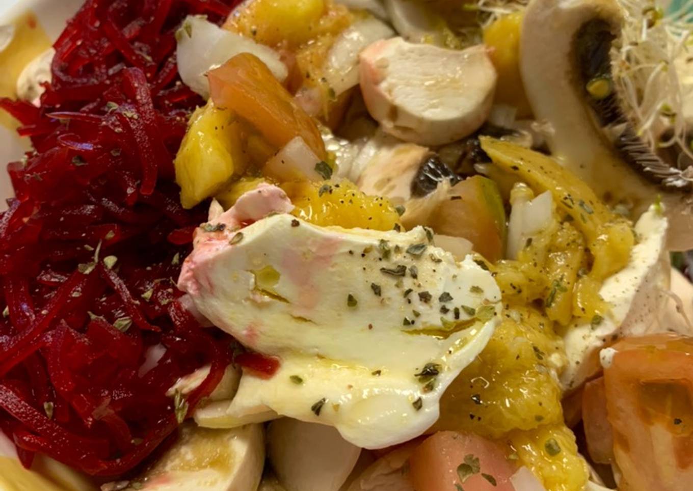 Ensalada con champiñones y mango ¡improvisación total!