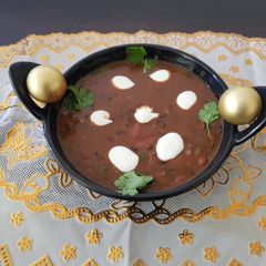 A picture of Dal makhani.