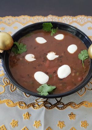 A picture of Dal makhani.