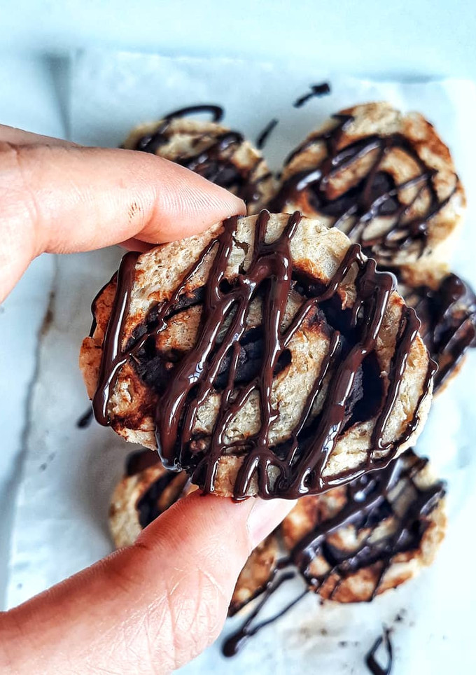Una foto de 🌱CARACOLAS DE YUCA RELLENAS DE CREMA DE CACAO SALUDABLE🌱