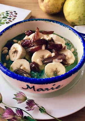 Hình của món 💚 Ngũ Cốc Sữa Tươi & Tảo Xoắn Spirulina - Bữa Sáng Lành Mạnh.