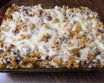 Easy Serving Recipe Spinach and mushrooms pasta bake mycookbook Restaurant Style