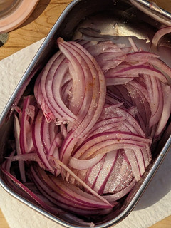 A picture of Quick Pickled Red onions.