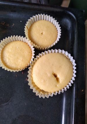 Una foto de Cupcakes de Vainilla !!😋