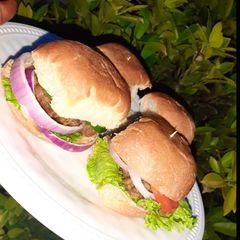 A picture of Bread burger🍔.