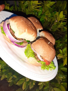 A picture of Bread burger🍔.