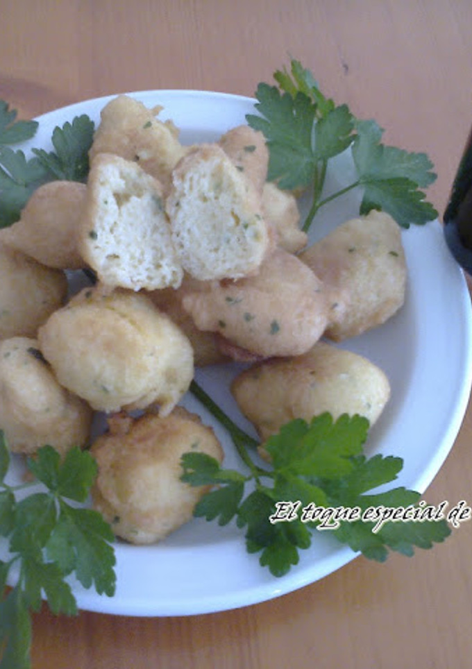 Una foto de Buñuelos de bacalao