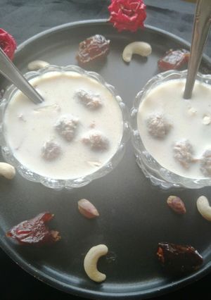 ખજુર અંગુર રબડી (Dates Angoor Rabdi recipe in gujarati) રેસીપી મુખ્ય ફોટો