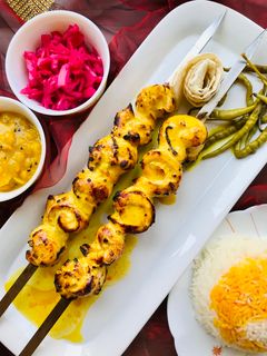 عکسی از دستور جوجه کباب حلزونی