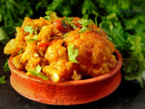 ফুলকপি আলুর ডালনা (foolkopi aloor dalna recipe in Bengali)