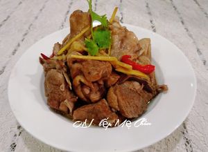 Hình của món Vịt kho gừng.