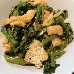 A picture of Baby Kale in Tofu Puffs.