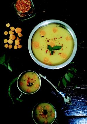 બાજરા ની કઢી(Bajra ni Kadhi Recipe in Gujarati) રેસીપી મુખ્ય ફોટો