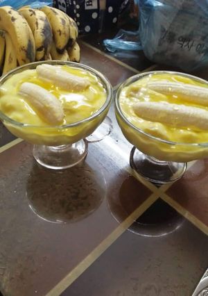 A picture of Mixed Fruit custard.