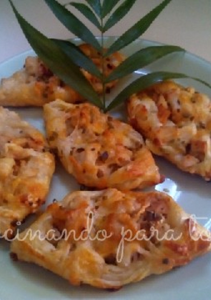 Una foto de Barquitas de hojaldre y pollo