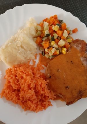 Una foto de Chuletas en salsa de chipotle económicas