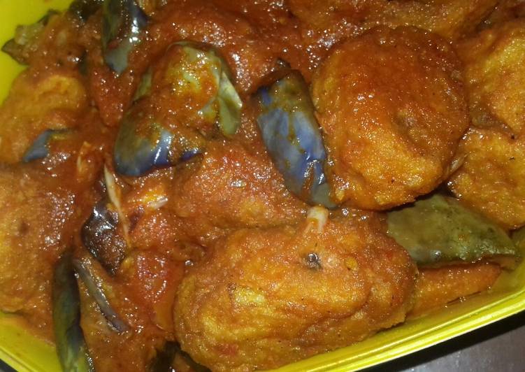 Perkedel tahu + terung asam manis