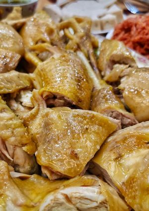Hình của món Gà hấp mắm.