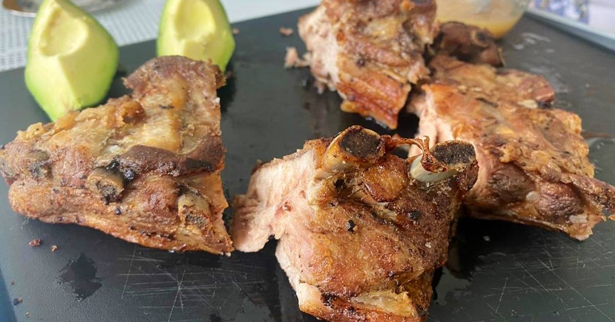Costillas de cerdo al horno saludable, suave y crujiente Receta de Adriana  Sánchez- Cookpad