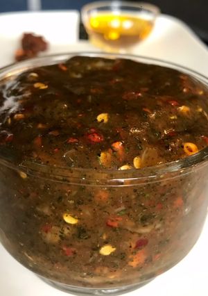 A picture of Instant Khatti Meethi Pudina Chutney.