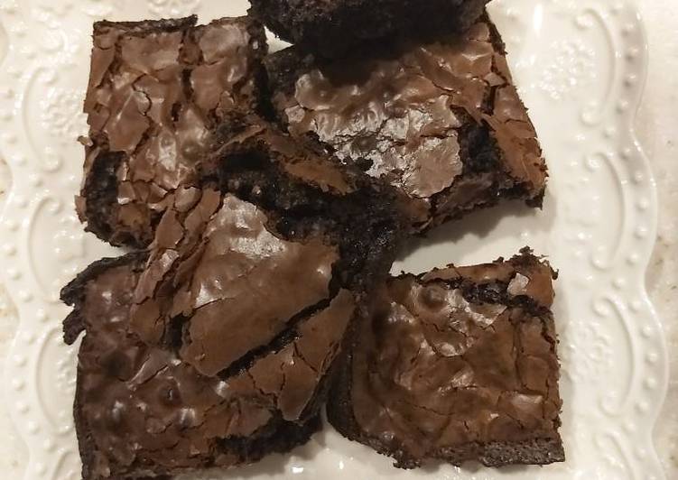Simple Way to Make Perfect Chocolate Fudge Brownies