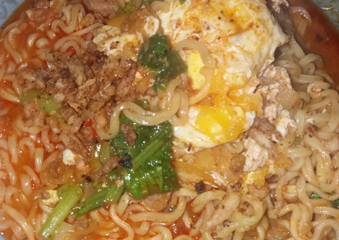 Mie instan ala ala korea versi anak kos rasa lokal