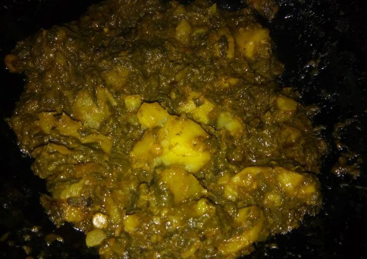 Easiest Way to Prepare Favorite Aloo palak