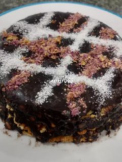 عکسی از دستور کیک یخچالی با بیسکوییت پتی بور