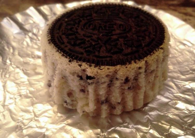 Easiest Way to Make Ultimate Cookies and Cream Cheesecake Cupcakes