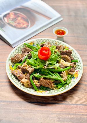 Hình của món Tim Cật Xào Đọt Bí.