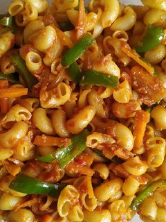 वेज मैकरॉनी(Veg. Macaroni) रेसिपी मुख्य फोटो