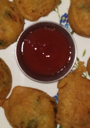 A picture of Batata Vada.