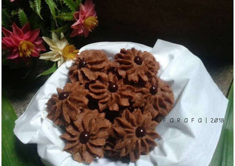 Kue Kering Semprit Coklat Keju