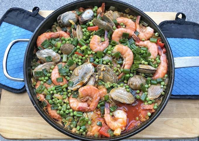 Steps to Prepare Speedy Smoky Spanish Paella