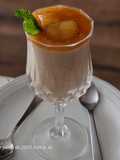 Mousse de ciruela con su coulis