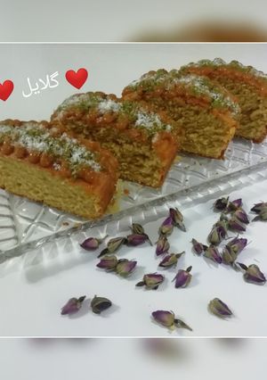 عکسی از دستور کیک هلو زعفرانی 😋