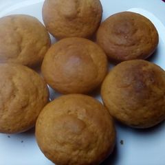 A picture of Ginger cupcakes.