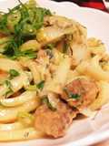 [Easy and Budget-Friendly] Stir-Fried Udon with Miso Mackerel Can