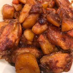 A picture of Chicken Wing Stew with Potato.