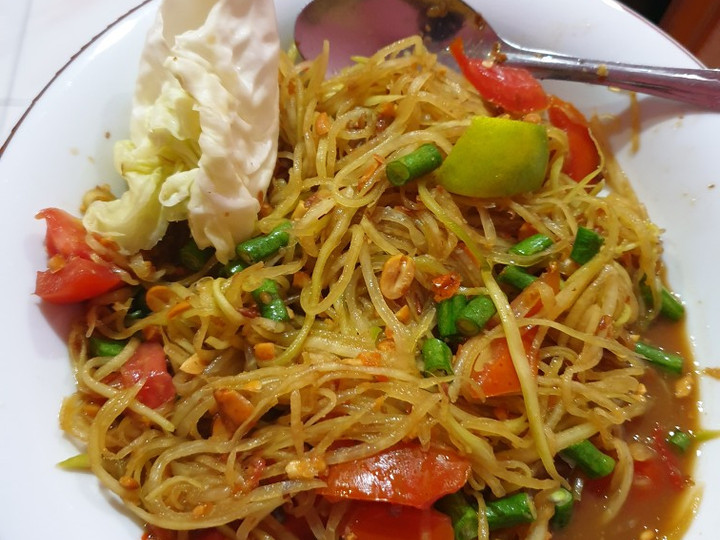 Resep Som Tum (Green papaya salad) Anti Gagal