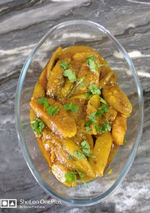 A picture of Parwal Aloo Curry.