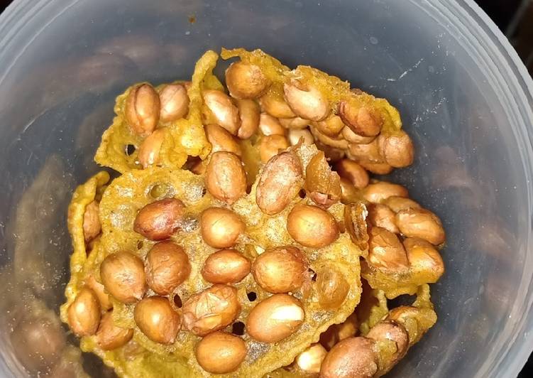 Cara Memasak Cepat Peyek Kacang Kampung Tanpa Santan Ala Warteg