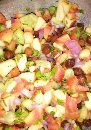 A picture of Chana chat.