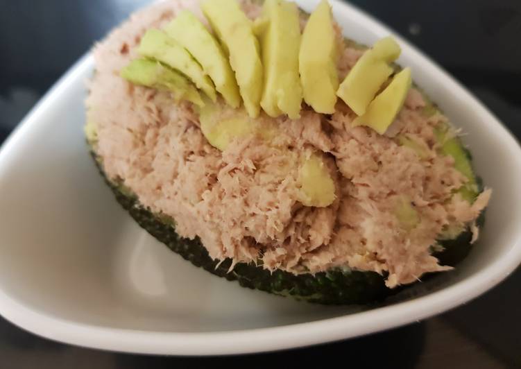 My Garlic Tuna stuffed Avocado. 💖